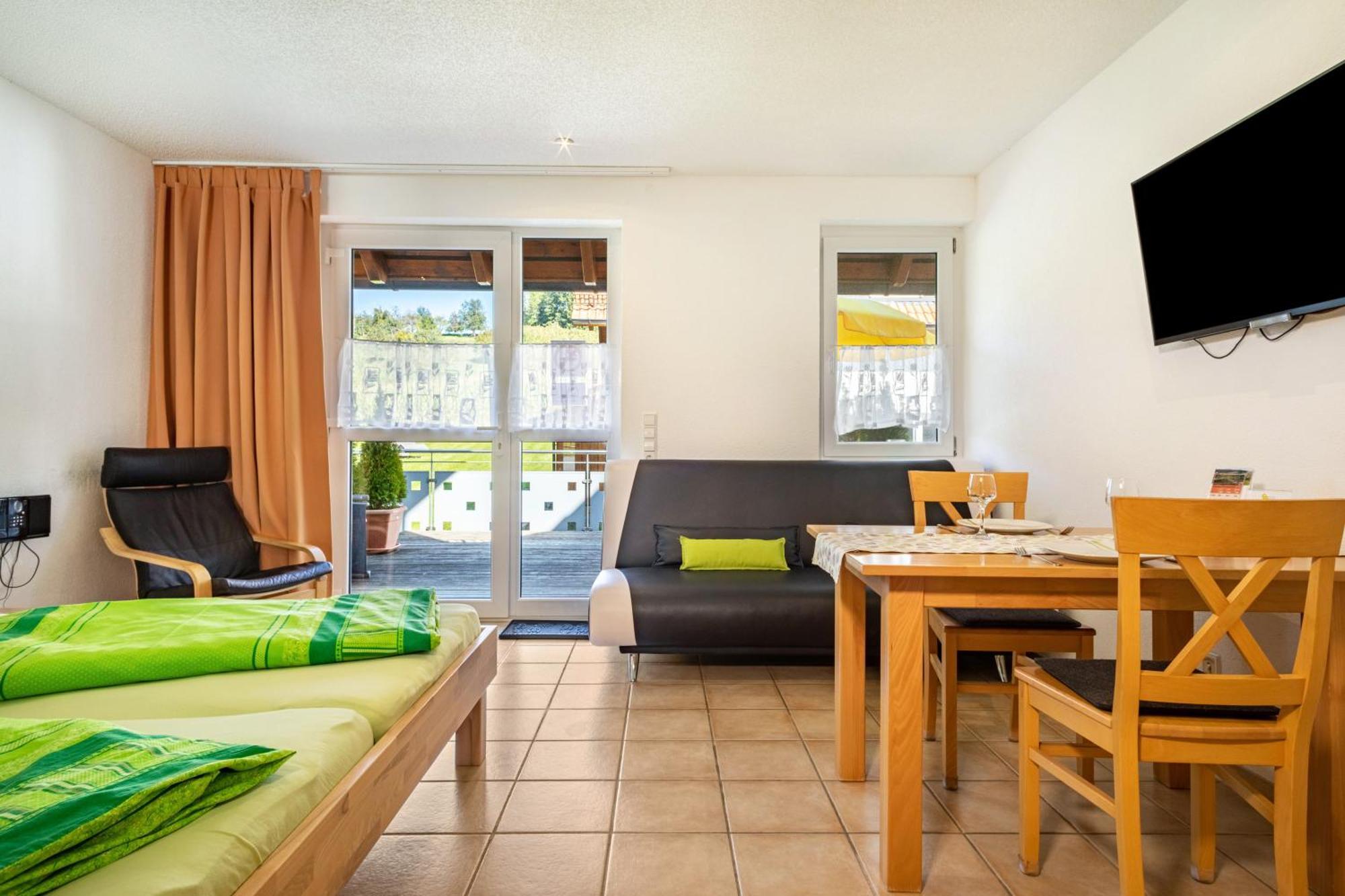 Ferienwohnung Buchmann เดกเกนเฮาเซอทาล ภายนอก รูปภาพ